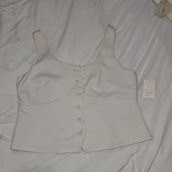 NWT White Sleeveless Top Button Up sz-Lg - Picture 5 of 5